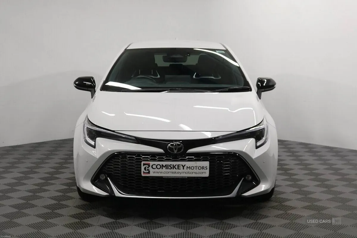 Toyota Corolla VVT-h GR SPORT - Image 2
