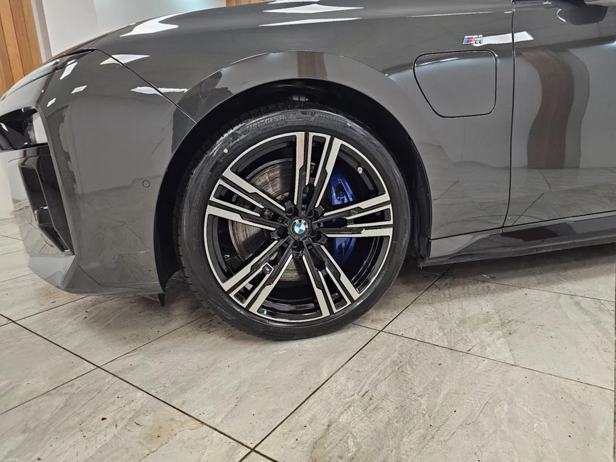 BMW 7-Series 750e Xdrive // HUGE SPECIFICATION - Image 3