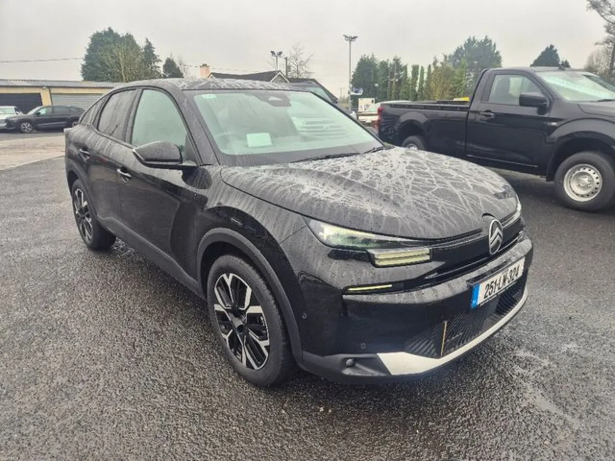 Citroen C4 MAX Edition Pure-Tech 1.2 Petrol / Elec - Image 1