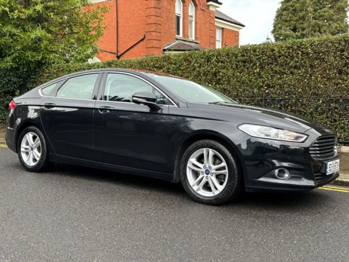 Ford Mondeo ZETEC - FULL SERVICE HISTORY - Image 1