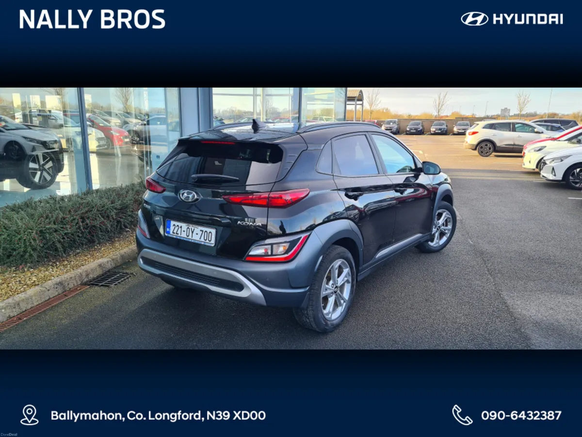 Hyundai KONA KAUAI EXECUTIVE 5DR PETROL - Image 3