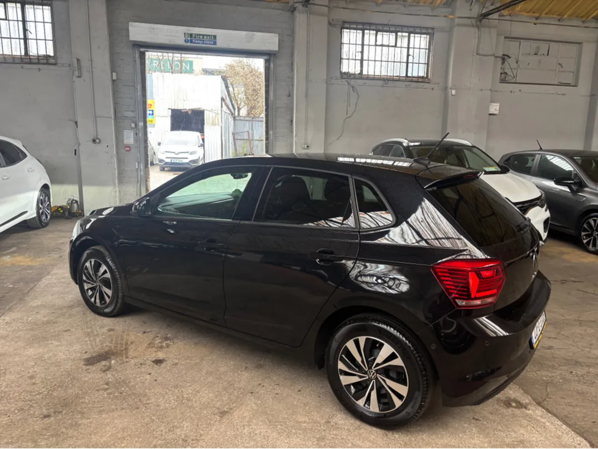 Volkswagen Polo 1.0 TSI automatic - Image 2