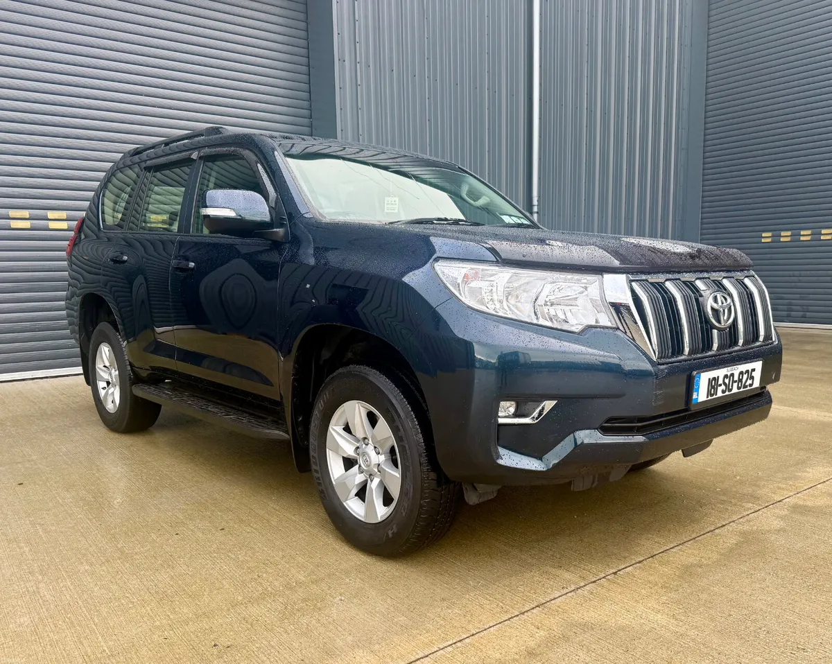 181 Toyota LandCruiser Business Auto LWB |5 Seater - Image 2