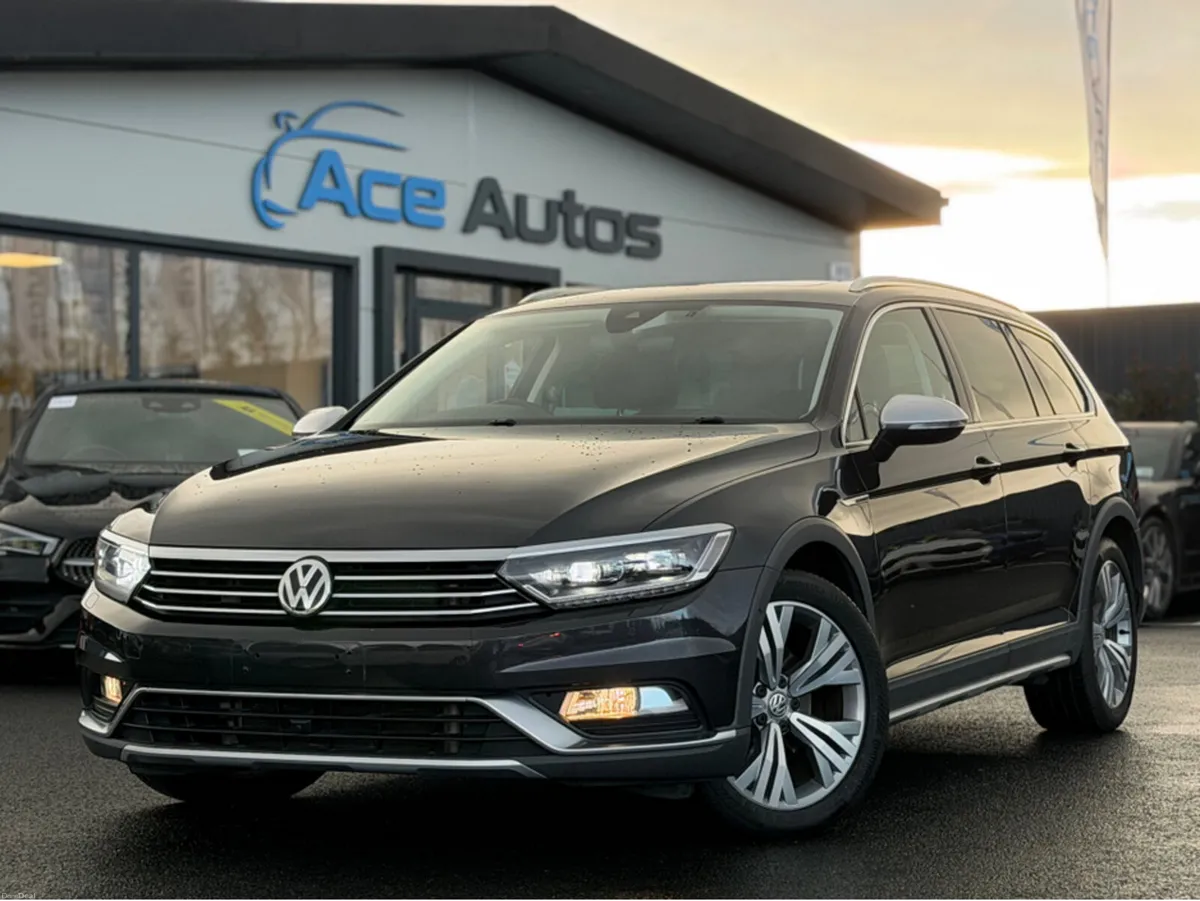 Volkswagen Passat ALLTRACK - 4WD - 2.0L DIESEL - A - Image 1