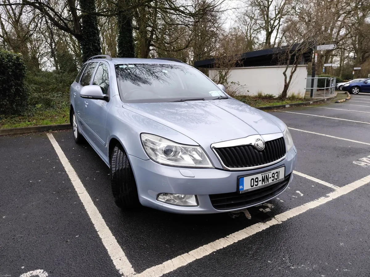 Skoda Octavia 2009 - Image 1