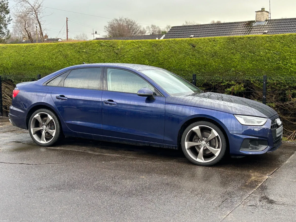 Audi A4 2021 - Image 2