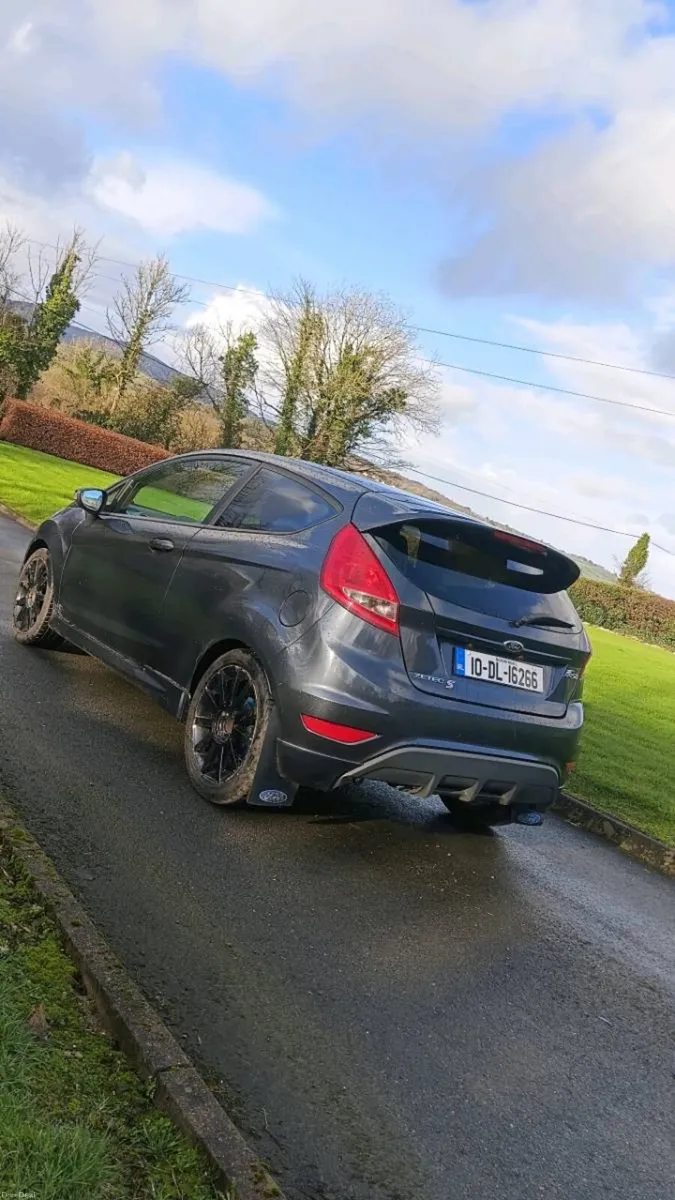 Ford Fiesta 1.6 Zetec S - Image 3