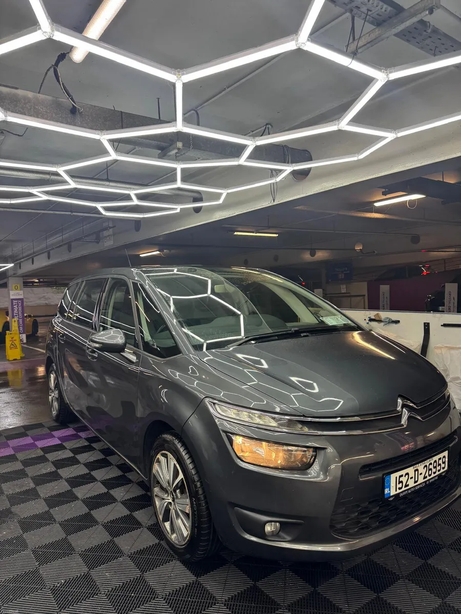 152 Citroen C4 HDi 1.6 - LOW MILEAGE - Image 1