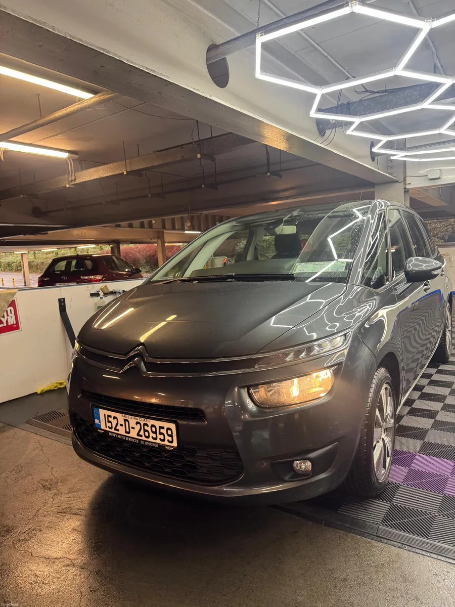 152 Citroen C4 HDi 1.6 - LOW MILEAGE - Image 2