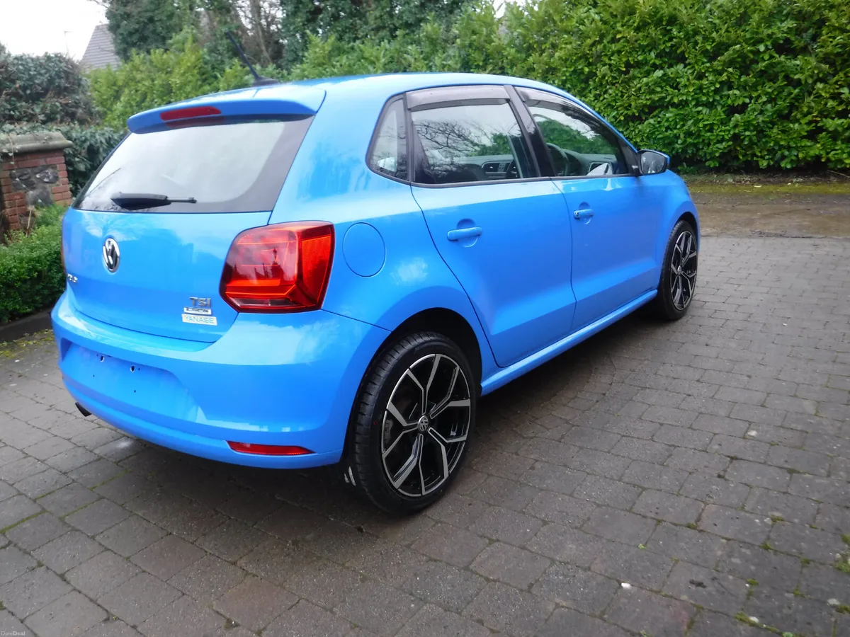 VW POLO 1.2 AUTO COMFORTLINE NEW 17 INCH ALLOYS - Image 3