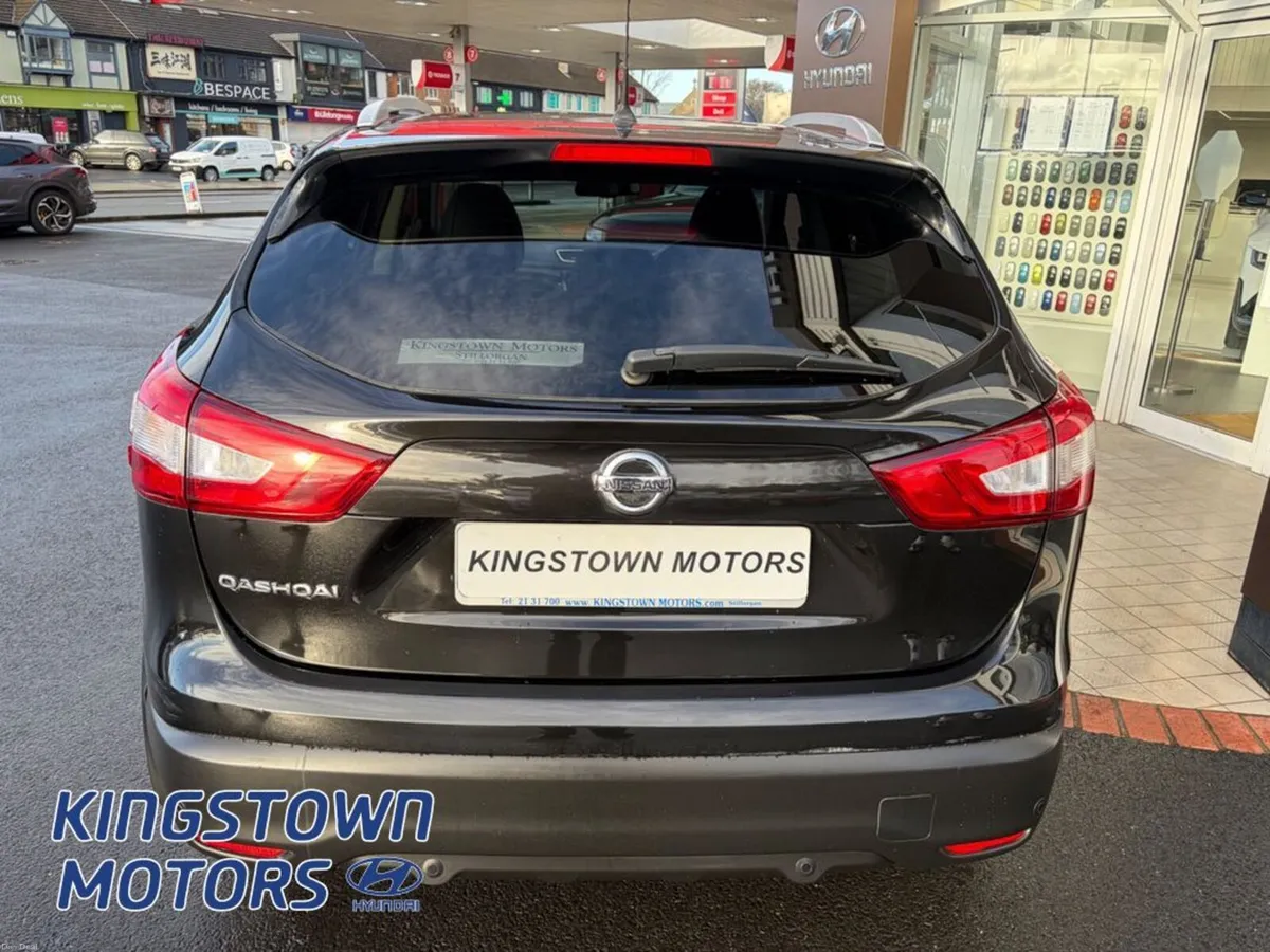 Nissan Qashqai 1.2 PET SVE CVT Auto - Image 4