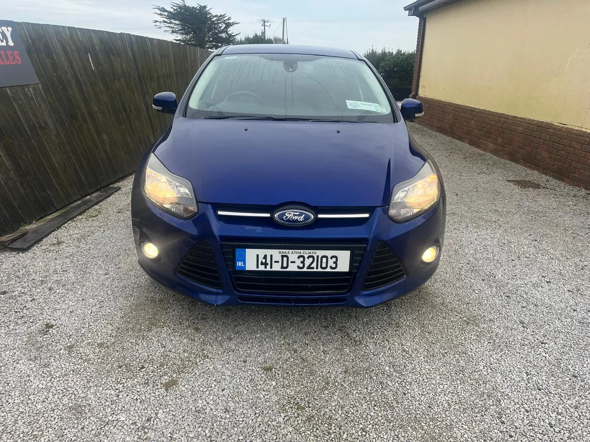 Ford Focus 2014 - Image 2