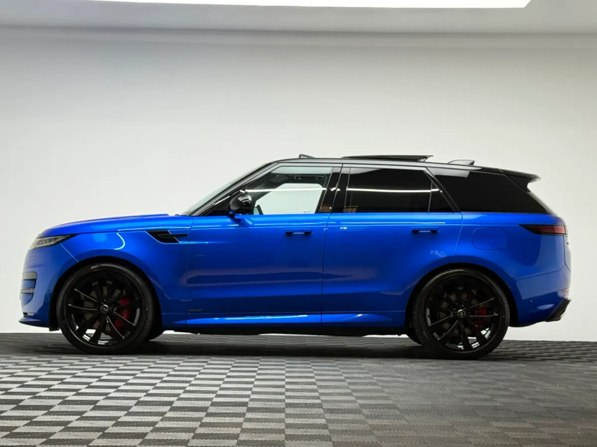Land Rover Range Rover Sport AUTOBIOGRAPHY P550E V - Image 4