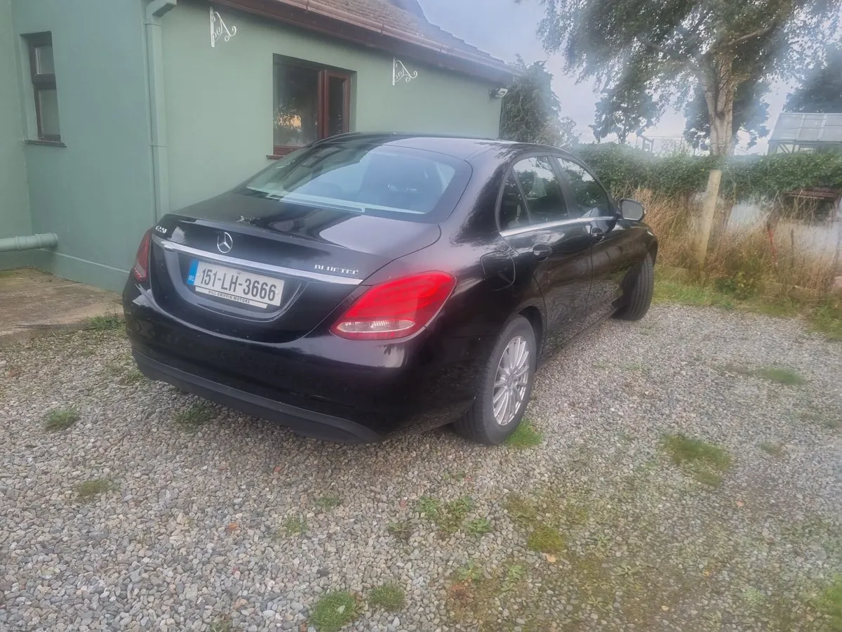 Mercedes-Benz C-Class 2015 - Image 3