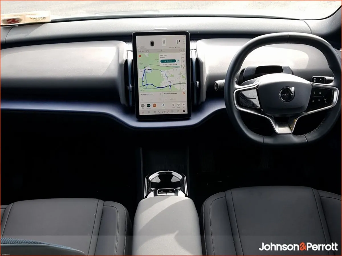 Volvo EX30 69 kwh Extended Range 272hp Ultra - Thr - Image 2