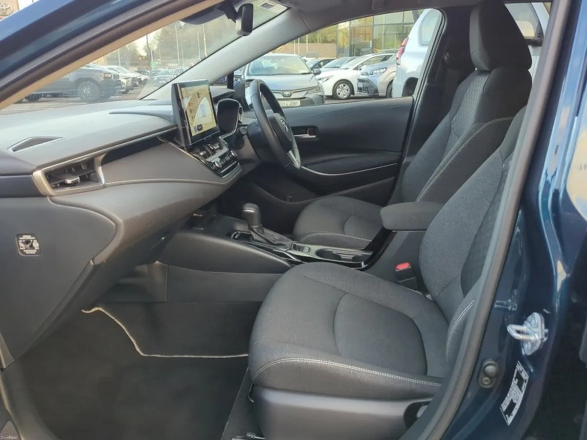 Toyota Corolla - Image 6