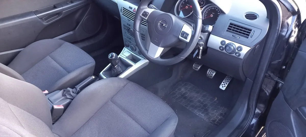 Opel Astra 2007 - Image 3