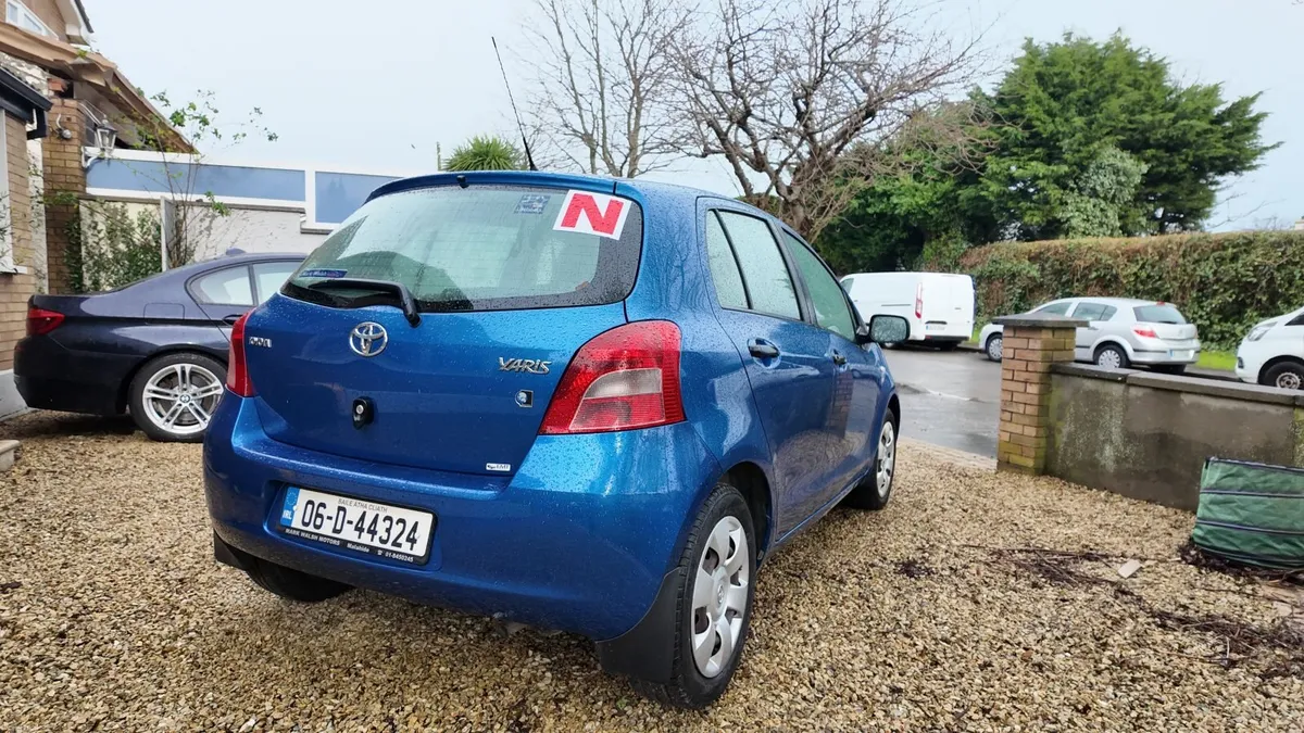 Toyota Yaris 2006 - Image 4