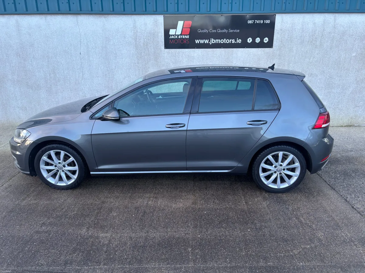 Volkswagen Golf HIGHLINE DIESEL - Image 4