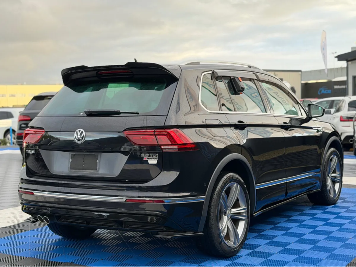 Volkswagen Tiguan R-LINE 4WD - 2.0L DIESEL - AUTO - Image 2