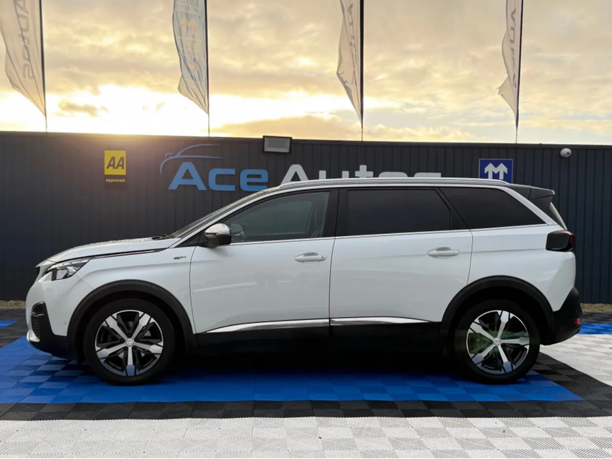 Peugeot 5008 **DEPOSIT TAKEN** GT - 2.0L DIESEL - - Image 4