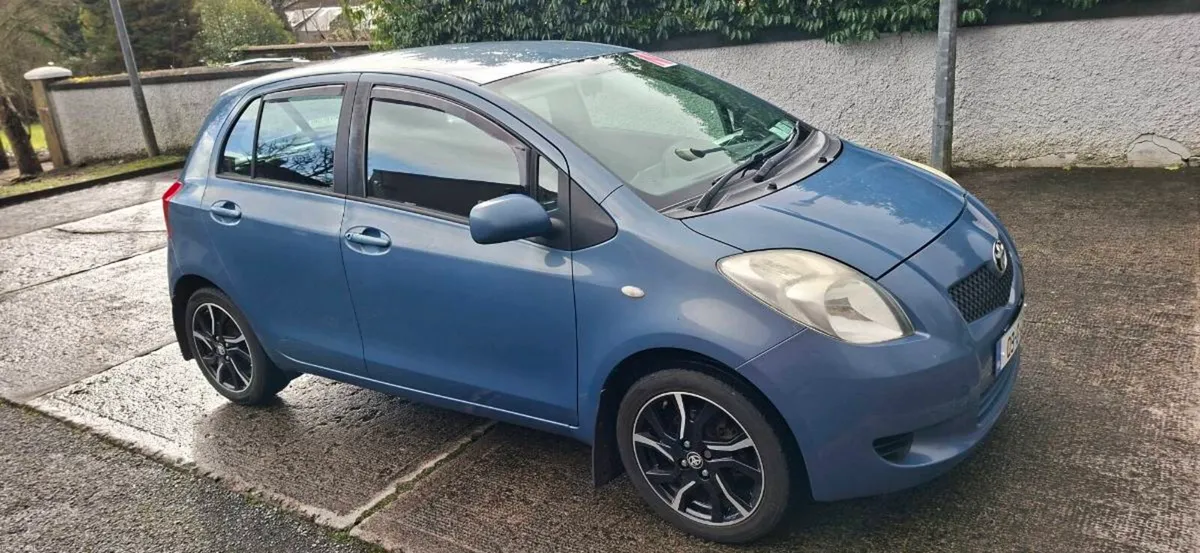 Toyota Yaris - Image 2