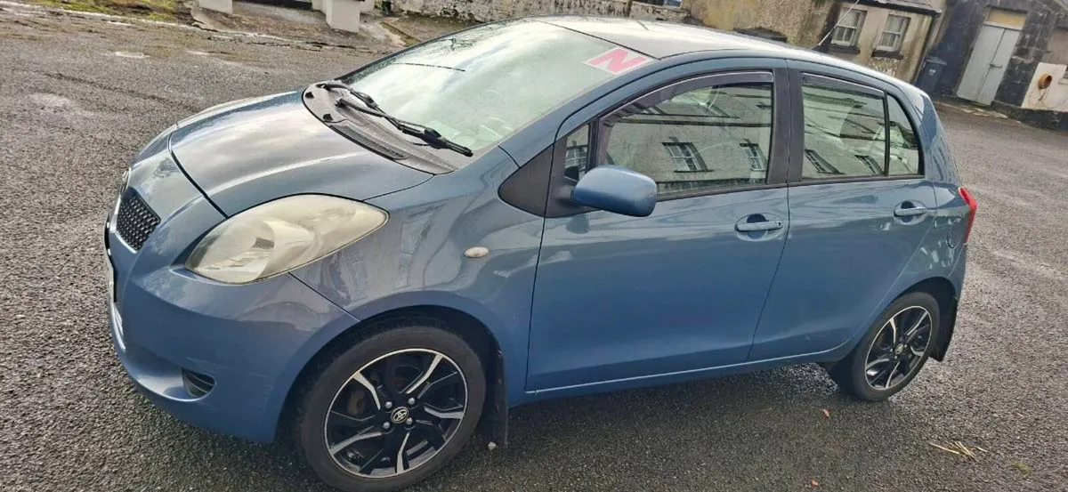 Toyota Yaris - Image 4