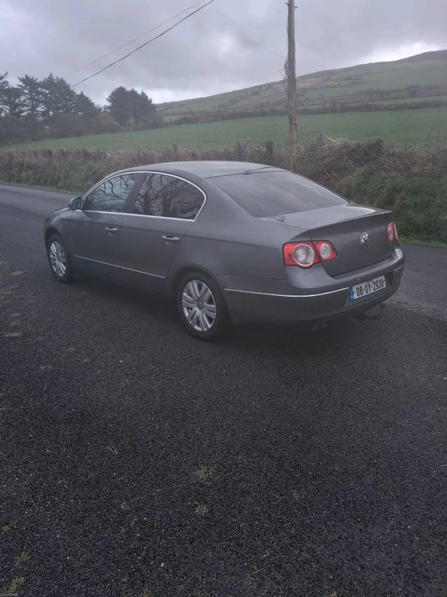 Volkswagon passat - Image 2