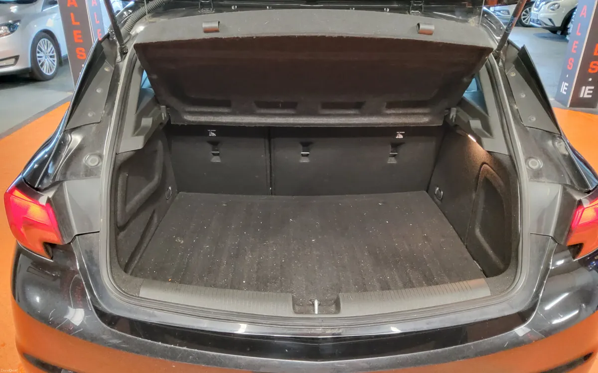 Opel Astra 2019 - Image 4