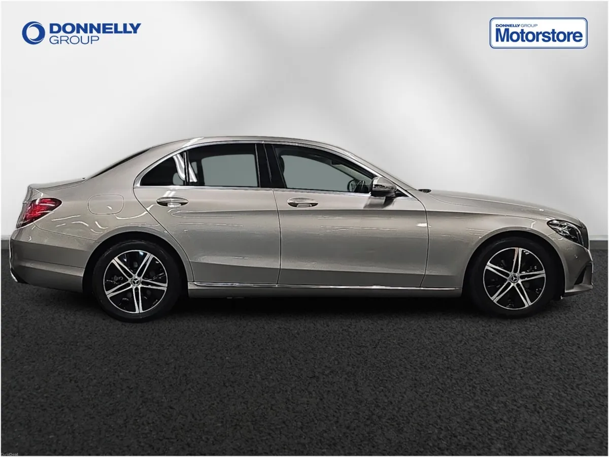 Mercedes-Benz C Class Diesel Saloon Sport - Image 3