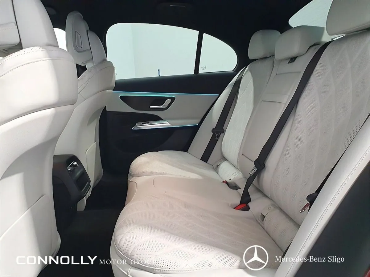 Mercedes-Benz E-Class E300 de AMG Line Plus.....Wa - Image 6