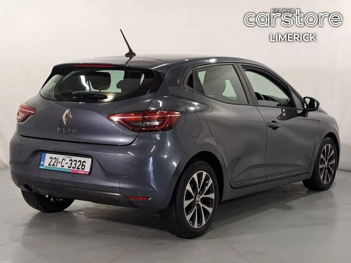 Renault Clio Iconic TCe 90 - Image 3