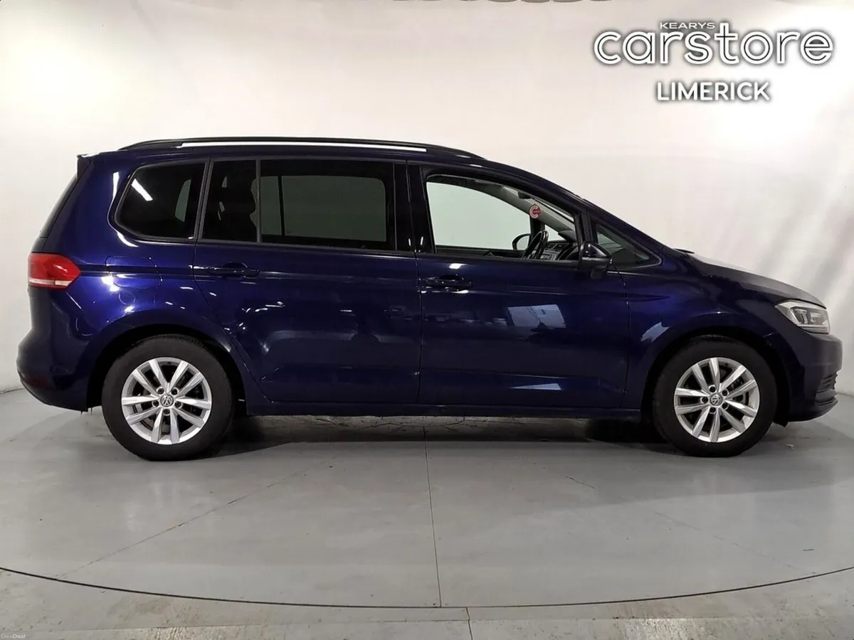 Volkswagen Touran 1.4 DSG Comfort Line 7 Seat - Image 2
