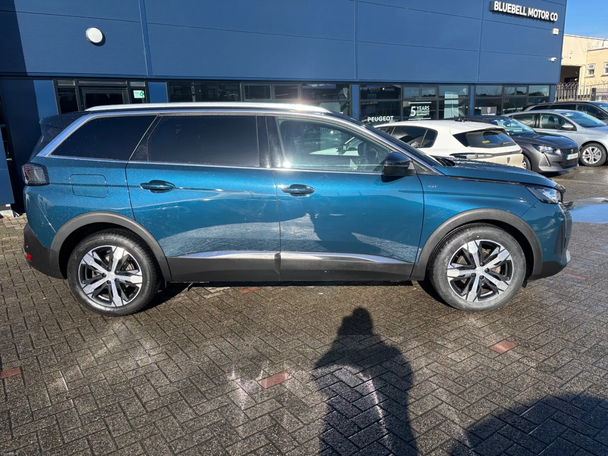 Peugeot 5008 2024 - Image 3