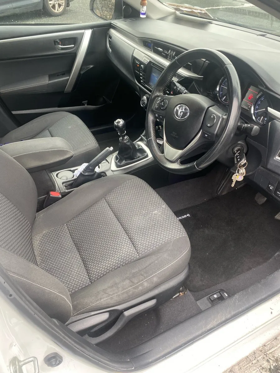 Toyota Corolla 1.4 Diesel - Image 2