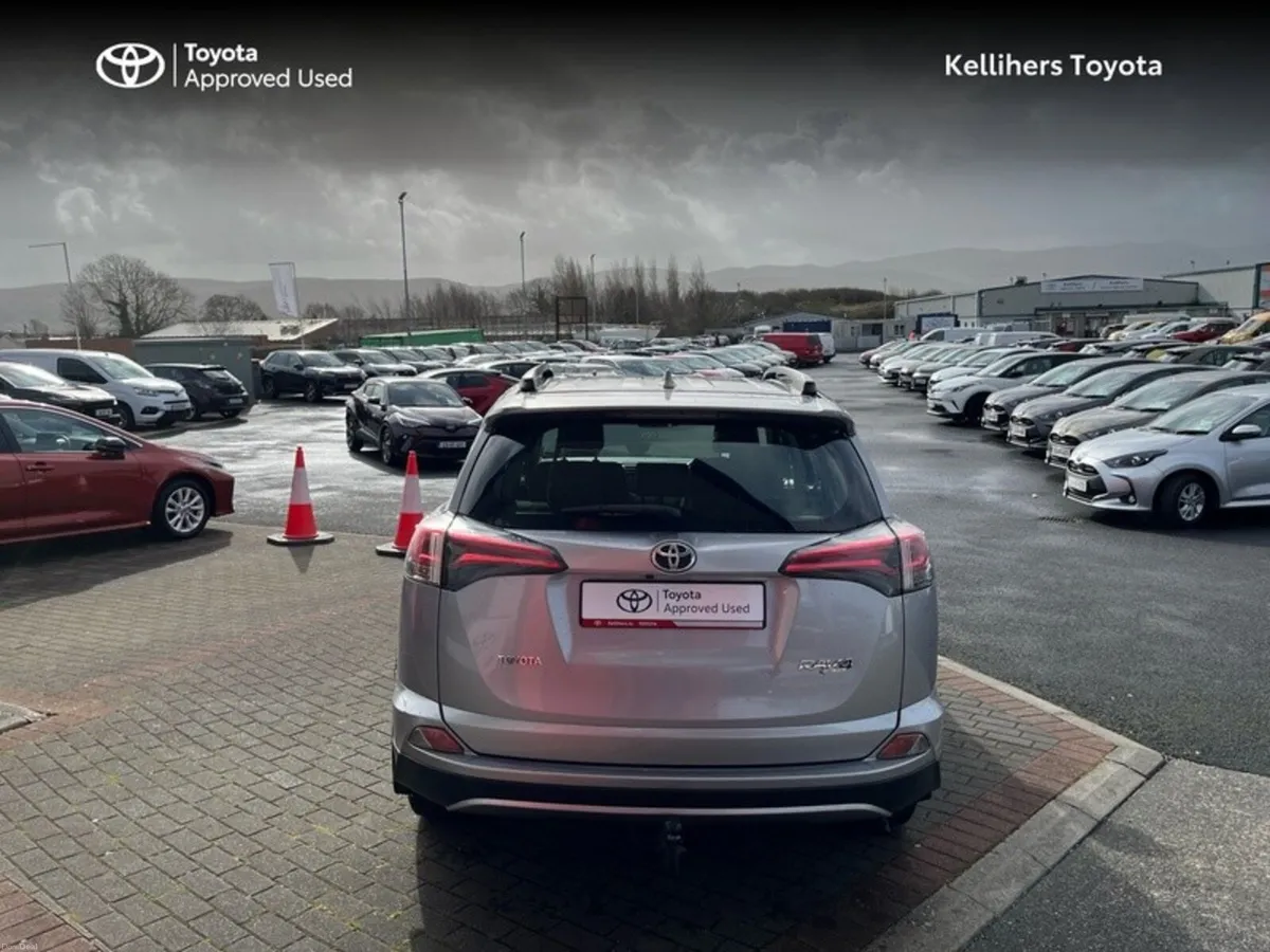 Toyota RAV4 RAV4 2.0 D4D LUNA SPORT - Image 4