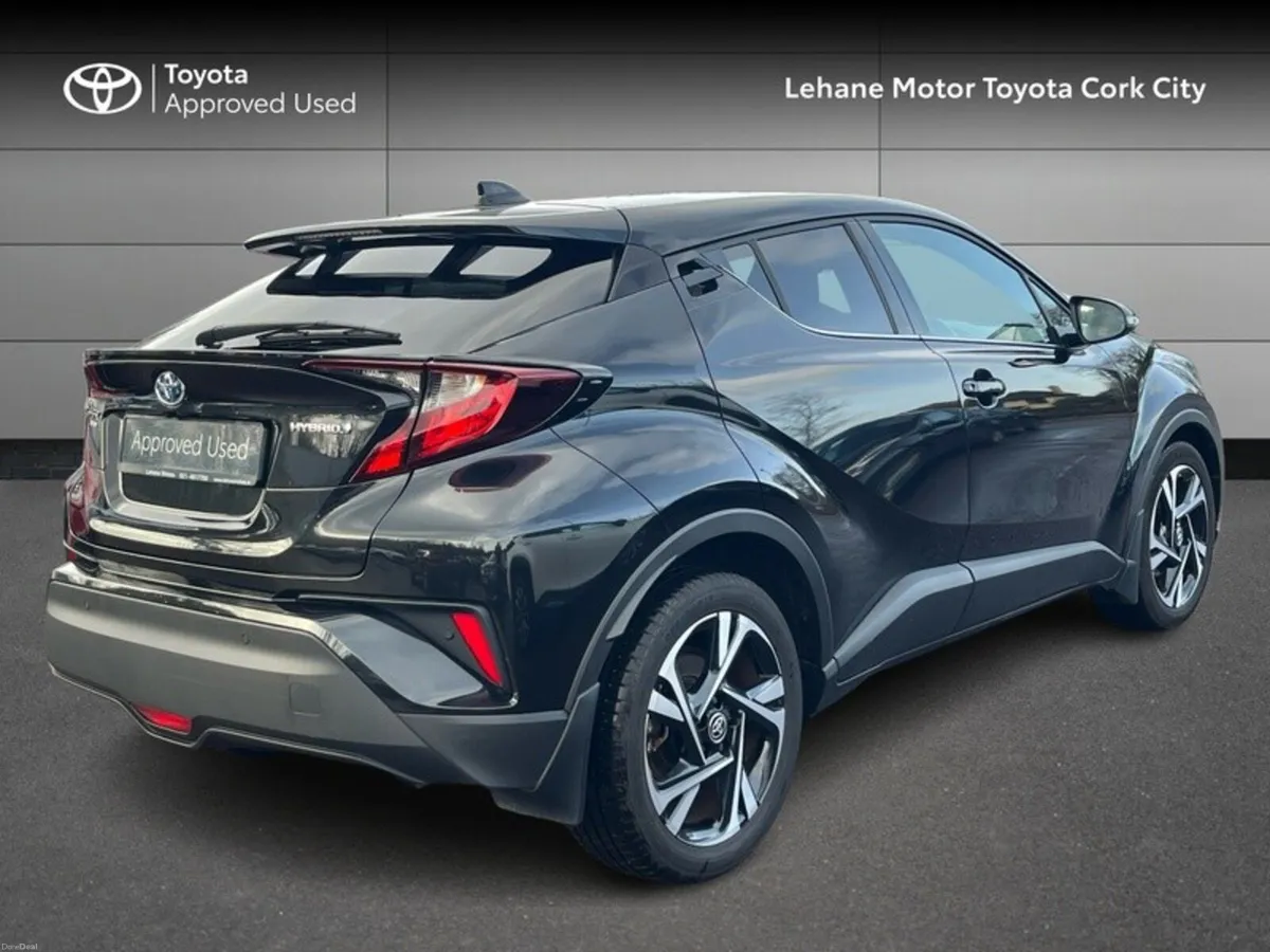 Toyota C-HR 1.8 - Image 2
