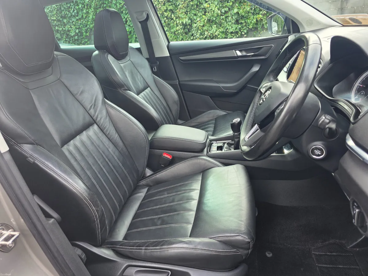 2018 Skoda Karoq 1.6 TD Style - Pan Roof, Leather - Image 2