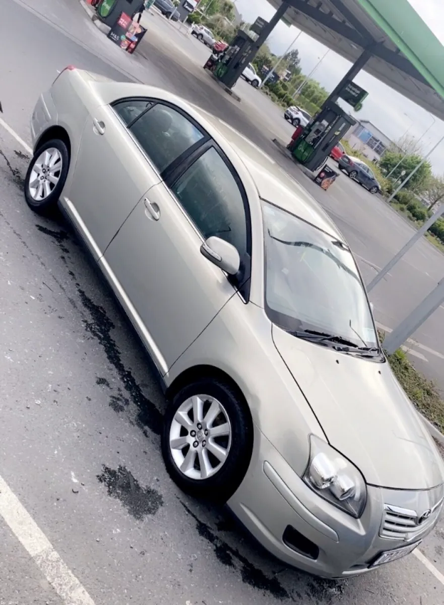 Toyota avensis