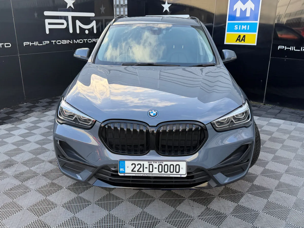 BMW X1 25e X Drive X Line 220HP Auto - Image 4