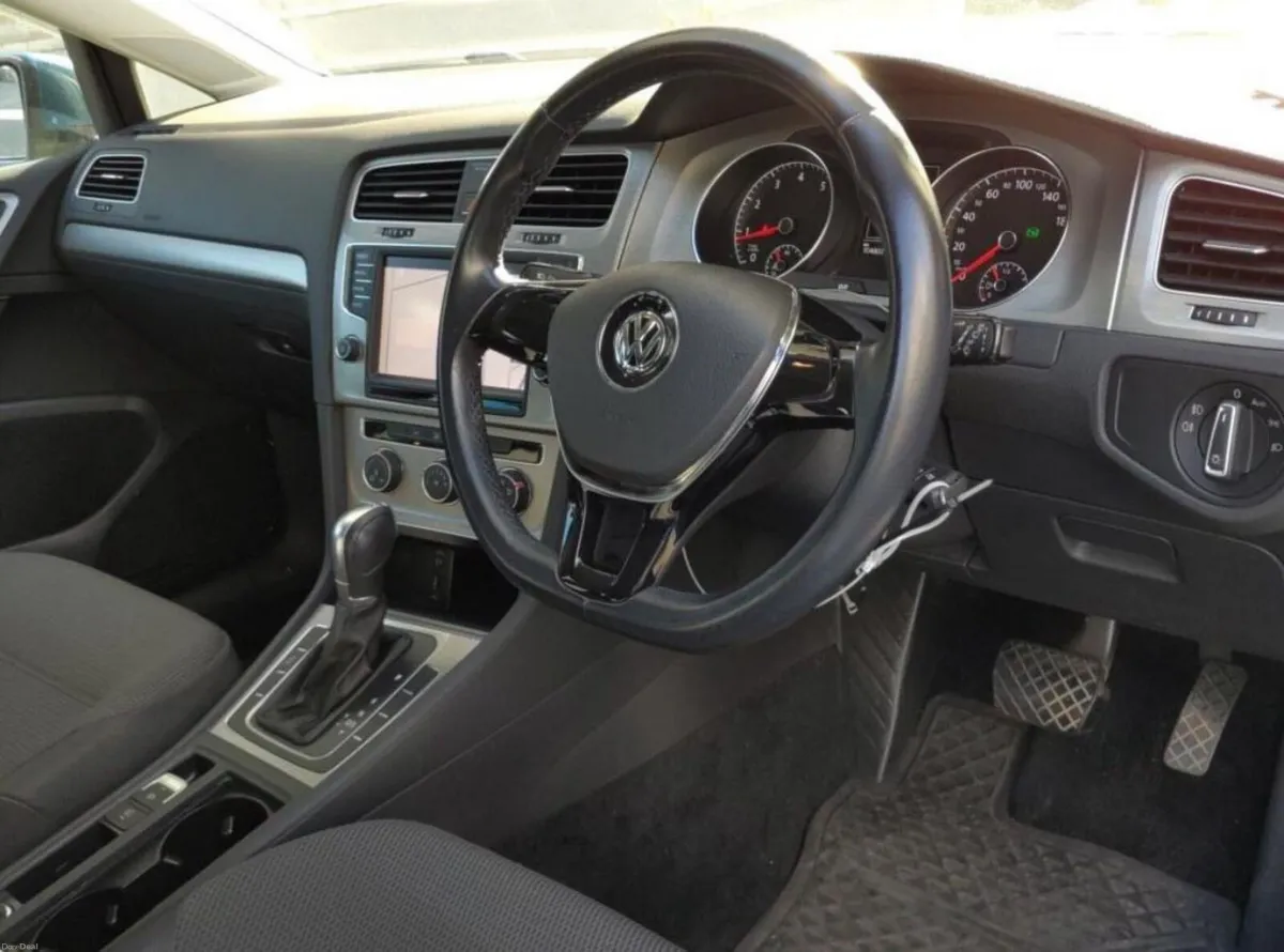 2015 (152) VW Golf Estate - 1.2 Petrol + Automatic - Image 4