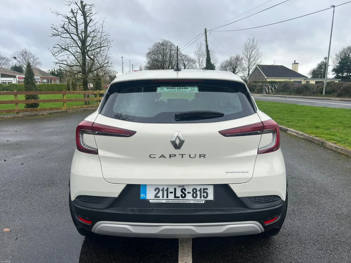 Renault Captur Play TCE 2021 - Image 4