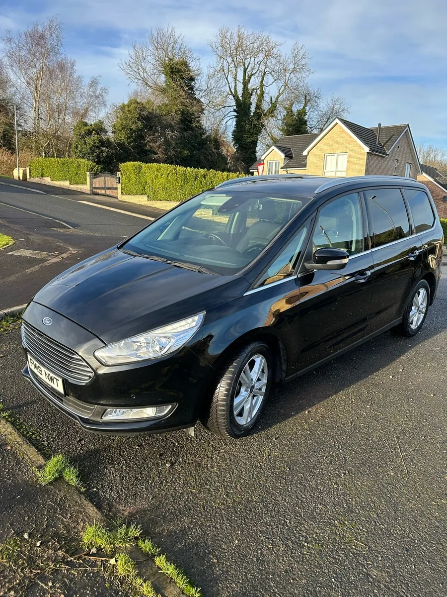 Ford Galaxy 2019 - Image 3