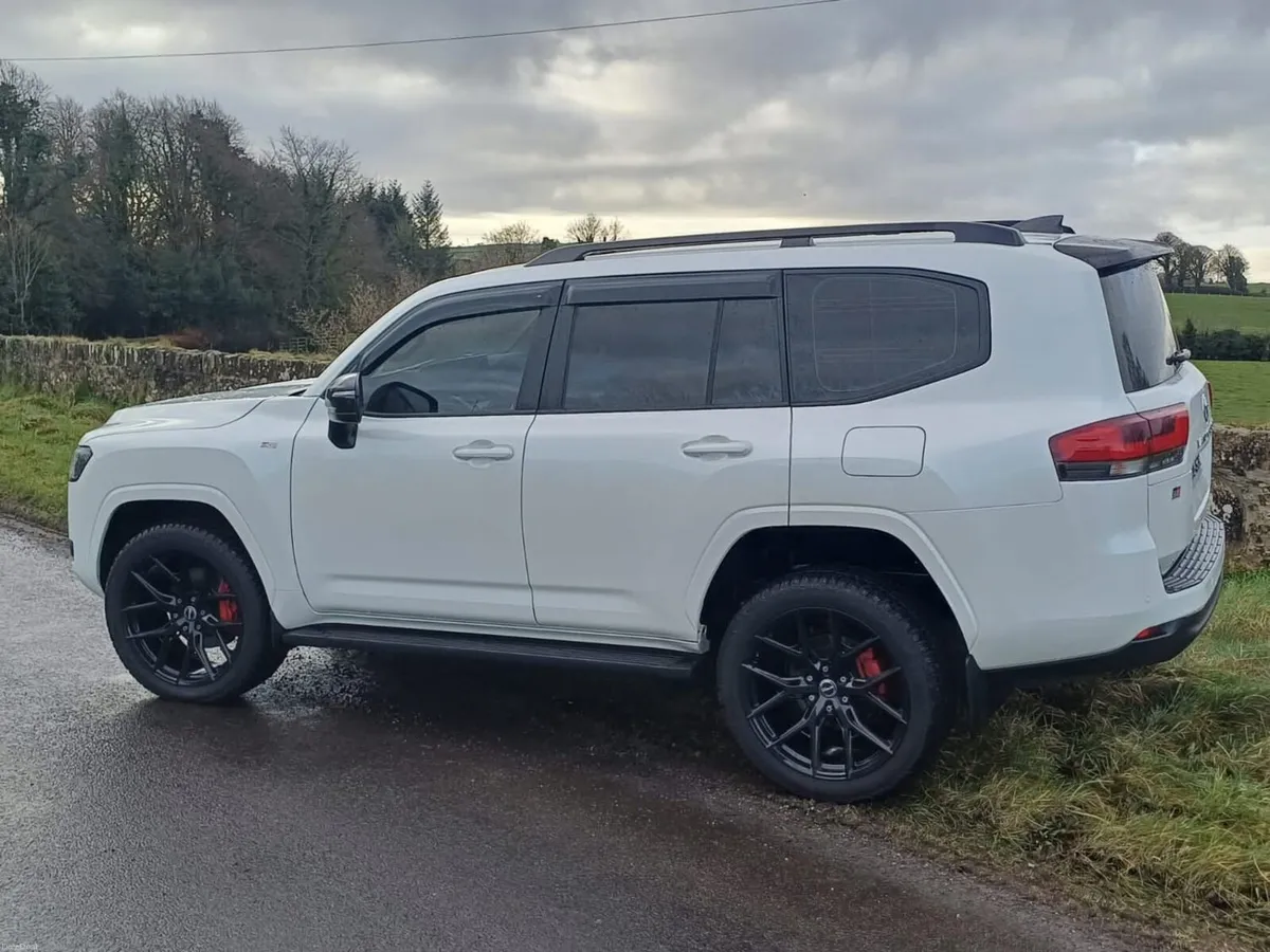PRICE DROP -2025 LC300 XR SPORTToyota Land Cruiser - Image 6
