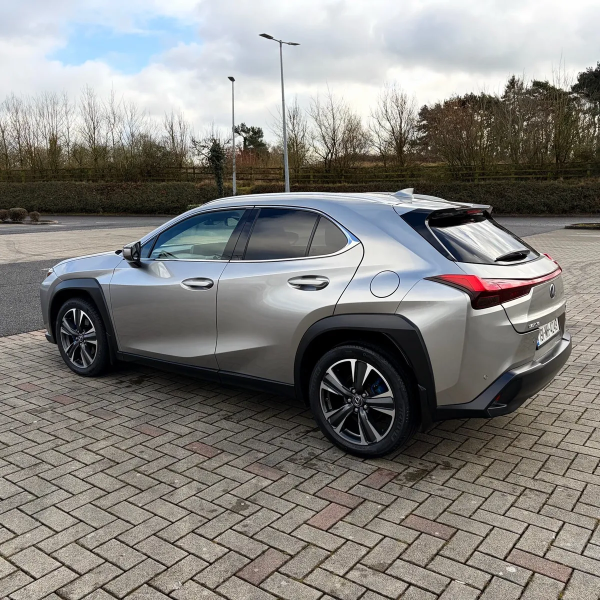 LEXUS UX 250H 2019 - Image 4