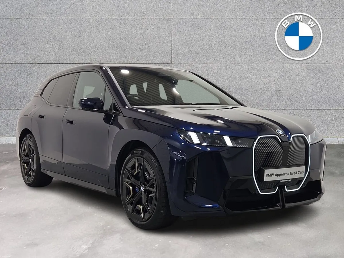 BMW iX xDrive45 M Sport - Image 1