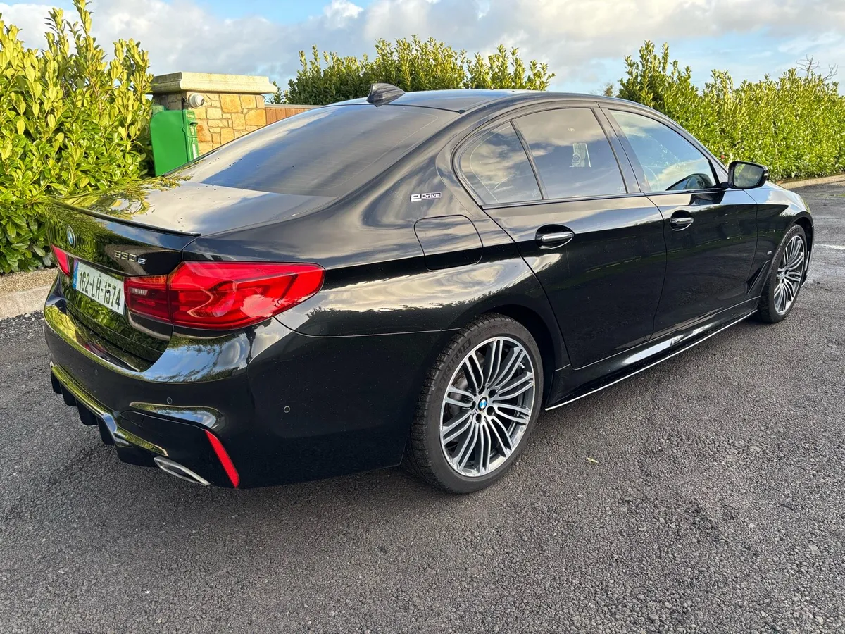BMW 530E M-SPORT PETROL / HYBRID / NICE SPEC - Image 6