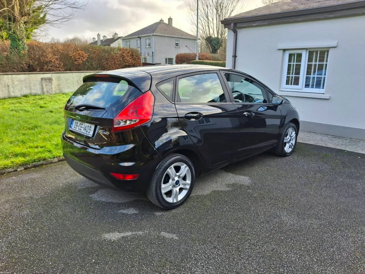 Ford Fiesta 2009 - Image 4