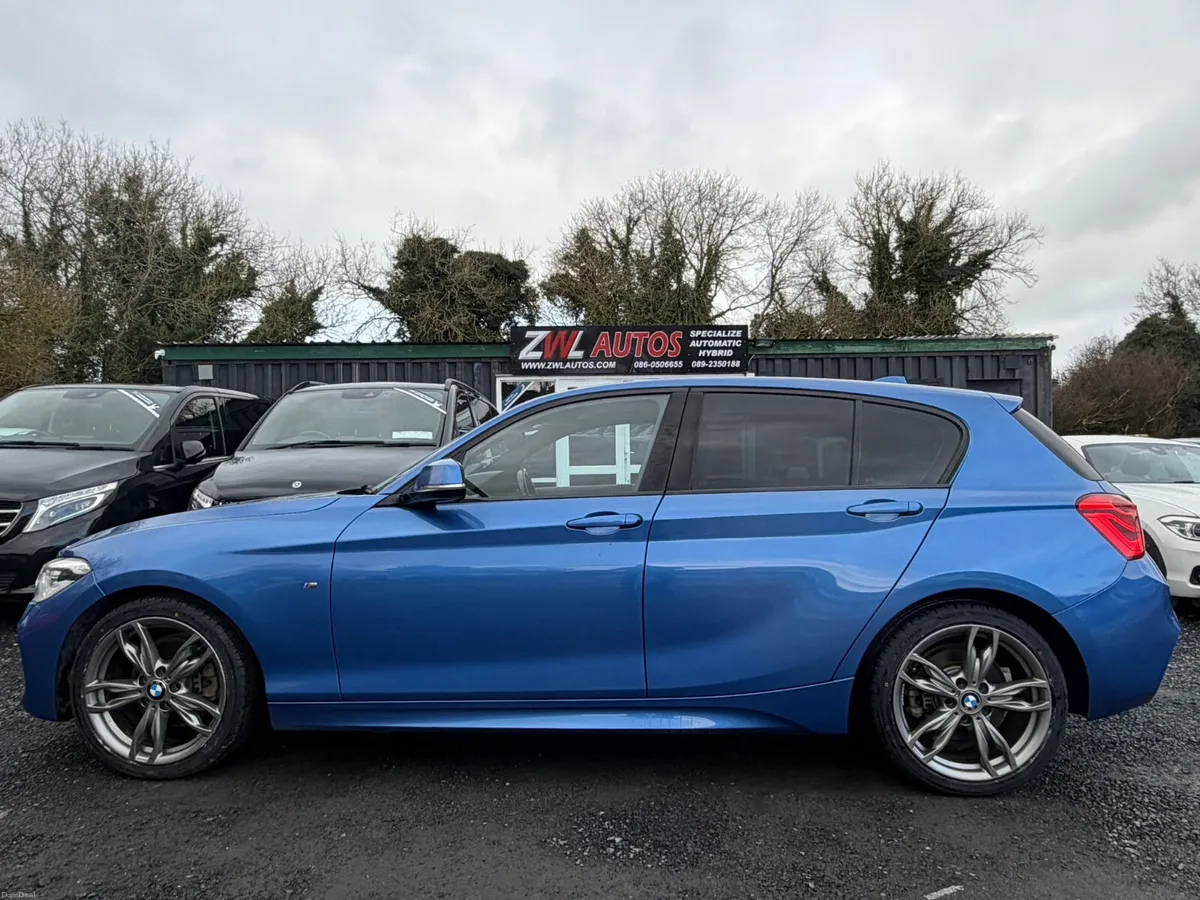 16 BMW 118D M SPORT - Image 4