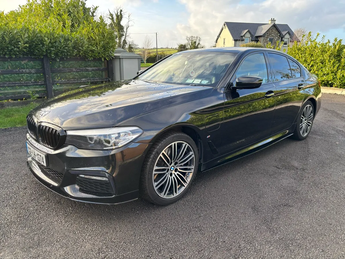 BMW 530E M-SPORT PETROL / HYBRID / NICE SPEC - Image 1